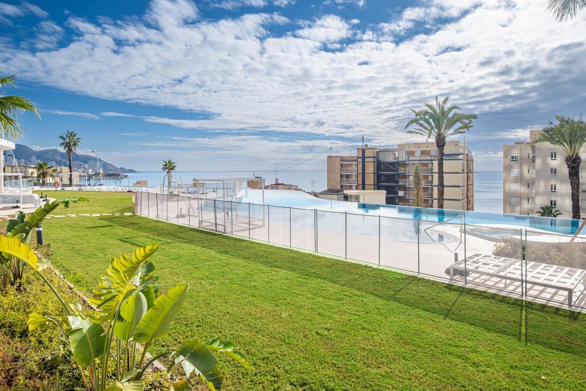 Sunset Cliffs Deluxe Apartment 6133 Poniente Beach Benidorm Eksteriør bilde